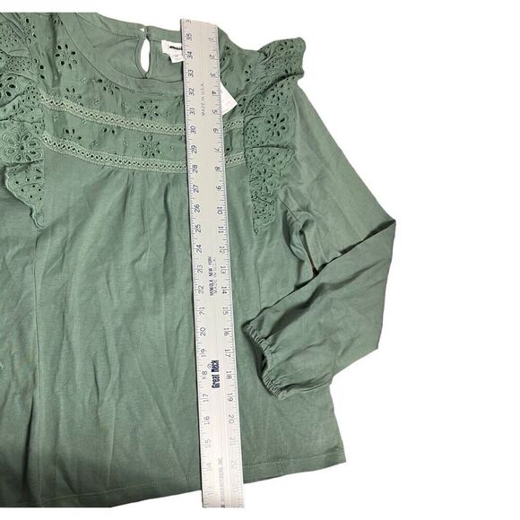 J Crew Top Women’s M Green Long-sleeve Eyelet Ruffle Cotton BN638 Modest Dainty - Picture 3 of 13